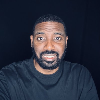 El Hussein - Social Media Consultant Dubai